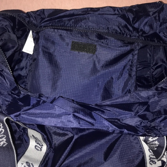 ✨Aerie small duffel bag - Picture 3 of 4